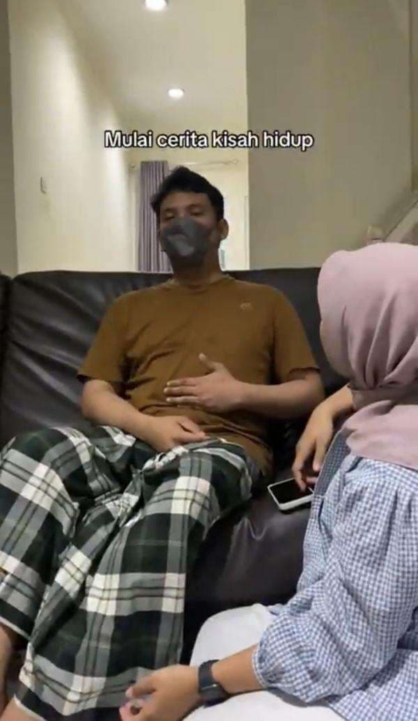 Alamakjang! Cowok 25 Tahun Dijenguk Teman-teman Cewek Setelah Sunatan, Ngakak Habis! Alamakjang! Cowok 25 Tahun Dijenguk Teman-teman Cewek Setelah Sunatan, Ngakak Habis!