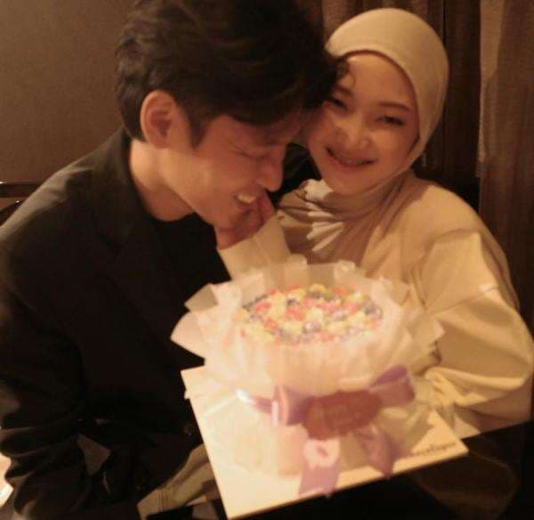 Profil dana Biodata Julia Prastini alias Jule, Tiktoker Diduga Selingkuh dari Suaminya Na Daehoon Profil dana Biodata Julia Prastini alias Jule, Tiktoker Diduga Selingkuh dari Suaminya Na Daehoon