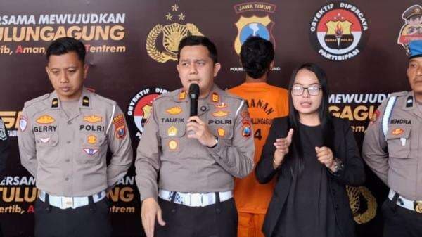 Jatuh Disenggol Bus Harapan Jaya, Pemotor Perempuan di Tulungagung Tewas Jatuh Disenggol Bus Harapan Jaya, Pemotor Perempuan di Tulungagung Tewas