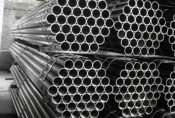 Pemerintah Hentikan Sementara Impor Baja dan Scrap Besi, Ini Alasannya Pemerintah Hentikan Sementara Impor Baja dan Scrap Besi, Ini Alasannya