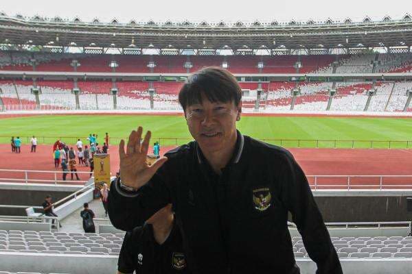 Diminta Fans Kembali Latih Timnas Indonesia, Shin Tae-yong Bilang Begini Diminta Fans Kembali Latih Timnas Indonesia, Shin Tae-yong Bilang Begini