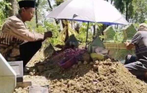 Fakta Mengerikan Hasil Autopsi Pelajar SMP Korban Bullying di Grobogan, Patah Leher Fakta Mengerikan Hasil Autopsi Pelajar SMP Korban Bullying di Grobogan, Patah Leher