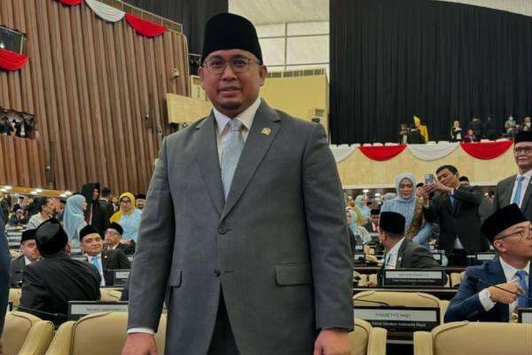 2 Postingan Kontroversial Ayah Azizah Salsha soal Timnas Indonesia, Tudingan Mees Hilgers Bikin Geram 2 Postingan Kontroversial Ayah Azizah Salsha soal Timnas Indonesia, Tudingan Mees Hilgers Bikin Geram