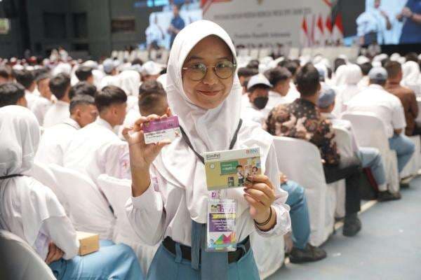 2026, Prabowo Alokasikan PIP untuk 21,1 Juta Siswa dan KIP Kuliah 1,2 Juta Mahasiswa 2026, Prabowo Alokasikan PIP untuk 21,1 Juta Siswa dan KIP Kuliah 1,2 Juta Mahasiswa