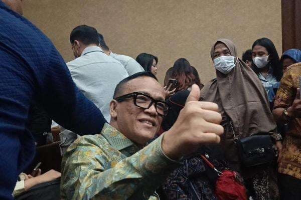 Noel Ebenezer Batal Minta Amnesti, Sindir Jubir KPK Komentarnya Sinis Noel Ebenezer Batal Minta Amnesti, Sindir Jubir KPK Komentarnya Sinis