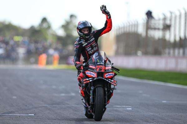 Hasil Race MotoGP Portugal 2025: Marco Bezzecchi Jadi Pemenang, Francesco Bagnaia Gagal Finis Lagi! Hasil Race MotoGP Portugal 2025: Marco Bezzecchi Jadi Pemenang, Francesco Bagnaia Gagal Finis Lagi!