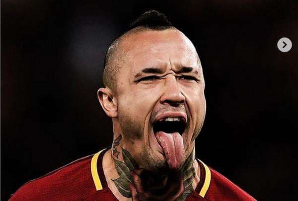 Radja Nainggolan Ingin Perkuat Timnas Indonesia Gara-Gara Roberto Martinez Latih Belgia Radja Nainggolan Ingin Perkuat Timnas Indonesia Gara-Gara Roberto Martinez Latih Belgia