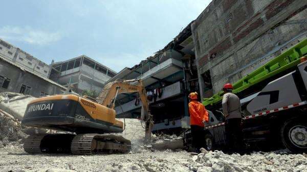 Ponpes Al Khoziny Ambruk, Ahmad Ali: Seluruh Bangunan Perlu Disertifikasi Ponpes Al Khoziny Ambruk, Ahmad Ali: Seluruh Bangunan Perlu Disertifikasi