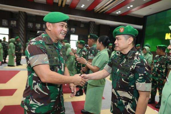 Uji Kekuatan Smartphone, Samsung Ciptakan Robot Pantat Uji Kekuatan Smartphone, Samsung Ciptakan Robot Pantat