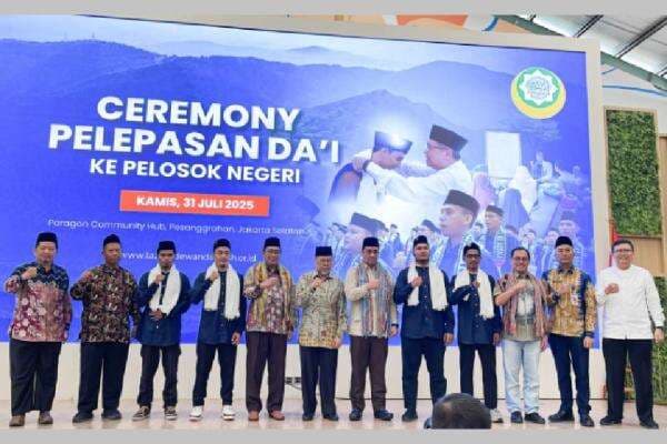 225 Dai Dilepas Laznas Dewan Dakwah ke Daerah Terpencil 225 Dai Dilepas Laznas Dewan Dakwah ke Daerah Terpencil