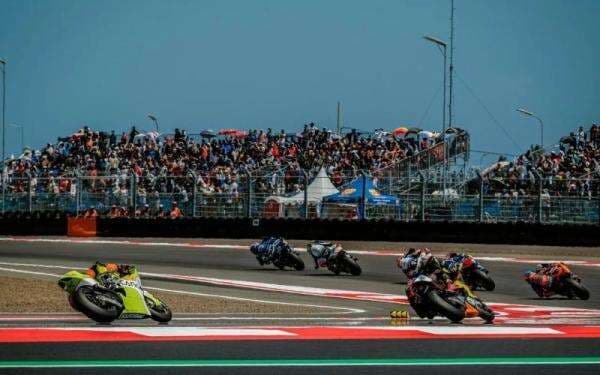 Wamenpar Sebut MotoGP 2025 Dorong Perputaran Ekonomi Rp4,8 Triliun Wamenpar Sebut MotoGP 2025 Dorong Perputaran Ekonomi Rp4,8 Triliun