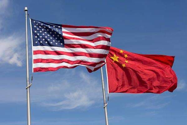 Energi Menjadi Medan Perang AS-China di Abad Ini Energi Menjadi Medan Perang AS-China di Abad Ini