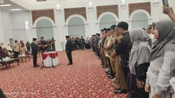 Bukittinggi Miliki Sekda Baru, Wali Kota Ramlan Titip Amanah Besar dan Berterima Kasih pada Penjabat Bukittinggi Miliki Sekda Baru, Wali Kota Ramlan Titip Amanah Besar dan Berterima Kasih pada Penjabat