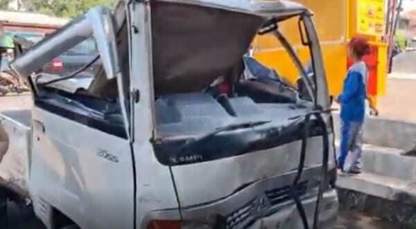 Pilu, 3 Korban Tewas Tabrakan Beruntun 6 Kendaraan di Subang Baru Pulang Seserahan Pilu, 3 Korban Tewas Tabrakan Beruntun 6 Kendaraan di Subang Baru Pulang Seserahan