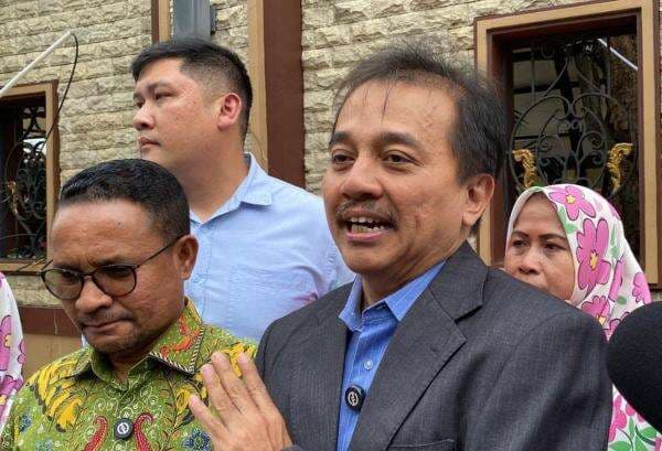 Roy Suryo Ungkap Gelar Perkara Khusus Bongkar 2 Kebohongan soal Ijazah Jokowi Roy Suryo Ungkap Gelar Perkara Khusus Bongkar 2 Kebohongan soal Ijazah Jokowi