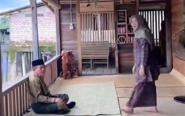 Gubernur Jambi Al Haris: Budaya Lama Perlu Dihidupkan Kembali Gubernur Jambi Al Haris: Budaya Lama Perlu Dihidupkan Kembali