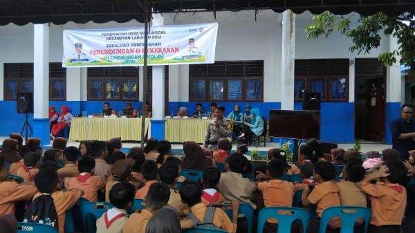 Bhabinkamtibmas Desa Manunggal Sosialisasi Pencegahan Perundungan di SD Negeri 106805 Bhabinkamtibmas Desa Manunggal Sosialisasi Pencegahan Perundungan di SD Negeri 106805