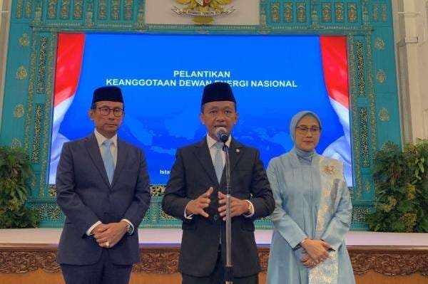 Adies Kadir Jadi Hakim MK, Bahlil: Kita Wakafkan ke Negara Adies Kadir Jadi Hakim MK, Bahlil: Kita Wakafkan ke Negara
