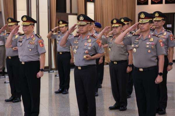 26 Jenderal Baru Polri Dilantik Sehari sebelum Lebaran, Lengkap dengan Jabatannya 26 Jenderal Baru Polri Dilantik Sehari sebelum Lebaran, Lengkap dengan Jabatannya