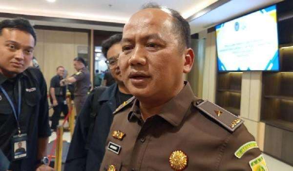 Penjelasan Kejagung soal Tak Ada Kata Oplosan di Dakwaan Kasus Korupsi BBM Pertamina Penjelasan Kejagung soal Tak Ada Kata Oplosan di Dakwaan Kasus Korupsi BBM Pertamina