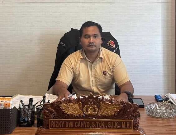 Kepolisian Bengkulu Utara Jelaskan Skema Penipuan Modus Segitiga Jual Beli Mobil Bekas Kepolisian Bengkulu Utara Jelaskan Skema Penipuan Modus Segitiga Jual Beli Mobil Bekas