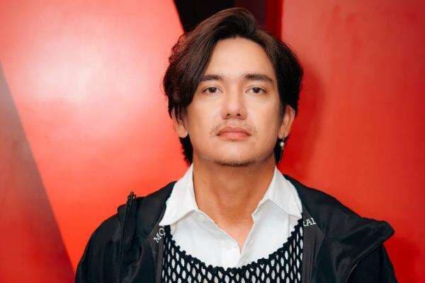Doa Adipati Dolken untuk Onad yang Terjerat Narkoba: Lebih Sehat, Nad! Doa Adipati Dolken untuk Onad yang Terjerat Narkoba: Lebih Sehat, Nad!