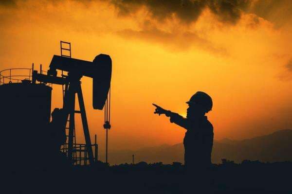 Harga Minyak Jatuh ke Level Terendah 7 Pekan usai Iran-Israel Hentikan Serangan Harga Minyak Jatuh ke Level Terendah 7 Pekan usai Iran-Israel Hentikan Serangan