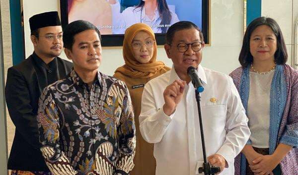 Macet Jakarta Tak Terelakkan, Pramono Dorong Warga Beralih ke Transportasi Umum Macet Jakarta Tak Terelakkan, Pramono Dorong Warga Beralih ke Transportasi Umum