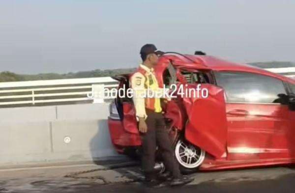 Kecelakaan Beruntun di PIK 2 Jakut, 6 Kendaraan Ringsek Kecelakaan Beruntun di PIK 2 Jakut, 6 Kendaraan Ringsek