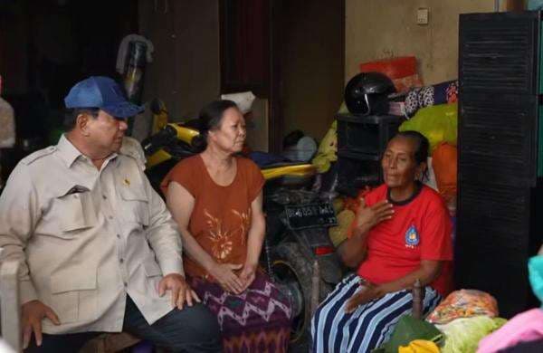 Prabowo Tinjau Warga Terdampak Banjir di Bali Prabowo Tinjau Warga Terdampak Banjir di Bali