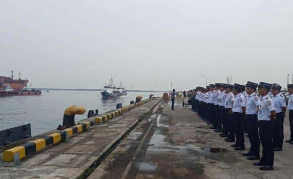 2 Kapal Coast Guard Singapura Bersandar di Pelabuhan Tanjung Priok, Ada Apa? 2 Kapal Coast Guard Singapura Bersandar di Pelabuhan Tanjung Priok, Ada Apa?