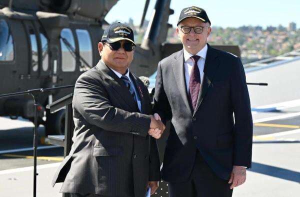 Momen Hangat PM Australia Albanese Panggil Prabowo 'My Friend' Momen Hangat PM Australia Albanese Panggil Prabowo 'My Friend'