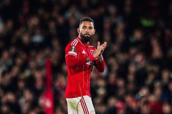 Terbuang di Nottingham Forest, Douglas Luiz Masuk Radar Chelsea Terbuang di Nottingham Forest, Douglas Luiz Masuk Radar Chelsea