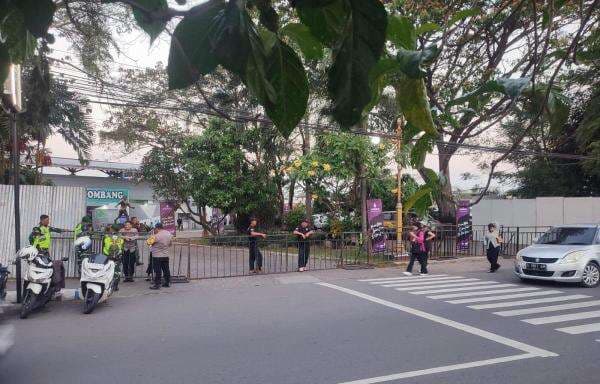 Tak Masuk Akal, Segini Ganti Rugi Pedagang Tutup 2 Hari Konser Dialog Cinta di Jombang Tak Masuk Akal, Segini Ganti Rugi Pedagang Tutup 2 Hari Konser Dialog Cinta di Jombang