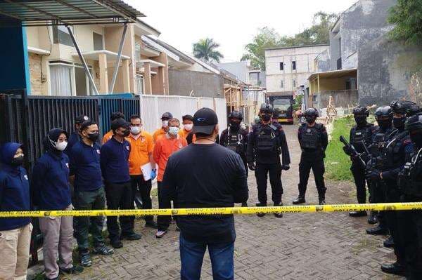 Ini Sepak Terjang 4 Terduga Teroris yang Ditangkap di Padang dan Tanjungbalai Ini Sepak Terjang 4 Terduga Teroris yang Ditangkap di Padang dan Tanjungbalai