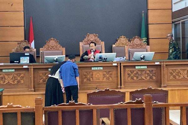 Sidang Praperadilan Nadiem, Tim Pengacara Serahkan Bukti Tambahan ke Hakim Sidang Praperadilan Nadiem, Tim Pengacara Serahkan Bukti Tambahan ke Hakim
