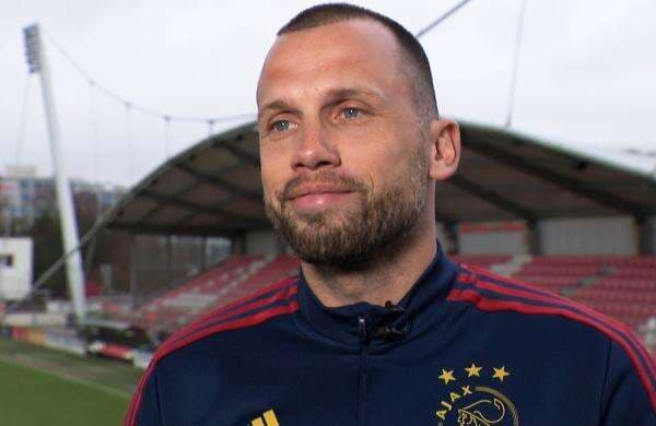 John Heitinga Disebut Tolak Latih Timnas Indonesia, Ini Alasannya John Heitinga Disebut Tolak Latih Timnas Indonesia, Ini Alasannya