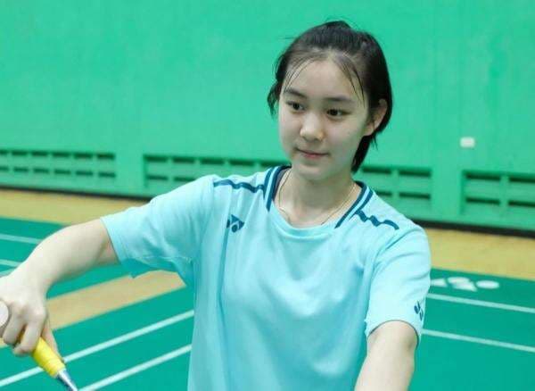 Kisah Pebulu Tangkis Supercantik Thailand Sarunrak Vitidsarn, Ternyata Adik Kandung Kunlavut Vitidsarn Kisah Pebulu Tangkis Supercantik Thailand Sarunrak Vitidsarn, Ternyata Adik Kandung Kunlavut Vitidsarn