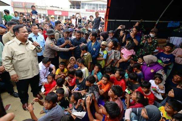 Prabowo Kunjungi Lokasi Terdampak Banjir di Aceh Tamiang, Datang sesuai Janji! Prabowo Kunjungi Lokasi Terdampak Banjir di Aceh Tamiang, Datang sesuai Janji!