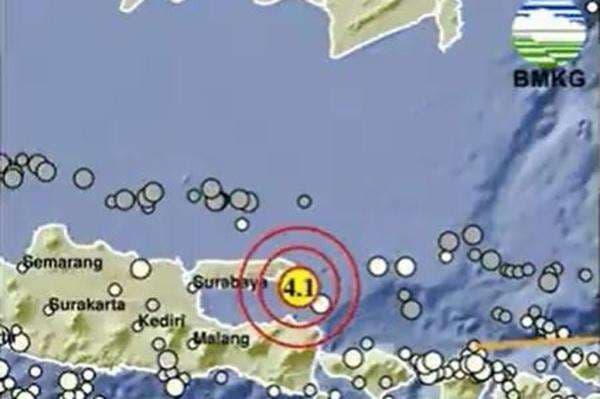 Gempa Hari Ini Guncang Sumenep Jatim, Berkekuatan Magnitudo 4,1 Gempa Hari Ini Guncang Sumenep Jatim, Berkekuatan Magnitudo 4,1