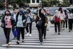 3 Alasan Kelas Menengah Indonesia Rentan Jatuh Miskin 3 Alasan Kelas Menengah Indonesia Rentan Jatuh Miskin