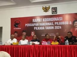  3 Fakta Foto Presiden Jokowi Tak Terpasang di Markas DPD PDIP Sumut   
