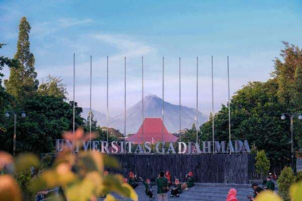 3 Fakultas UGM yang Jadi Favorit Pendaftar SNBT 2025 3 Fakultas UGM yang Jadi Favorit Pendaftar SNBT 2025