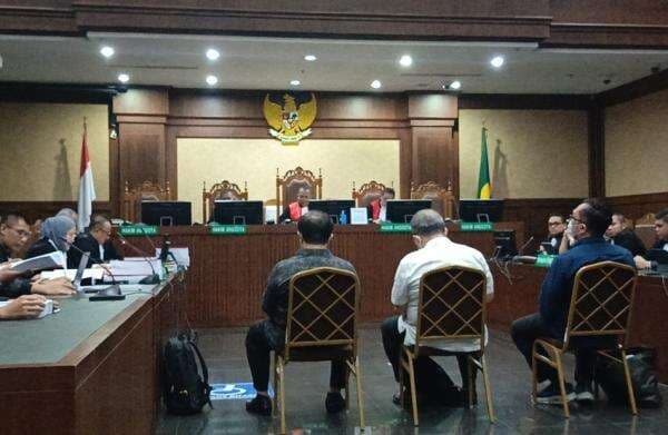 3 Hakim Pemberi Vonis Bebas Ronald Tannur Divonis Hari Ini, Lebih Ringan atau Berat dari Tuntutan Jaksa? 3 Hakim Pemberi Vonis Bebas Ronald Tannur Divonis Hari Ini, Lebih Ringan atau Berat dari Tuntutan Jaksa?