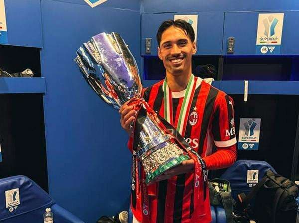 3 Pemain Keturunan Indonesia yang Pernah Juara Bareng Inter Milan dan AC Milan, Nomor 1 Tijjani Reijnders! 3 Pemain Keturunan Indonesia yang Pernah Juara Bareng Inter Milan dan AC Milan, Nomor 1 Tijjani Reijnders!
