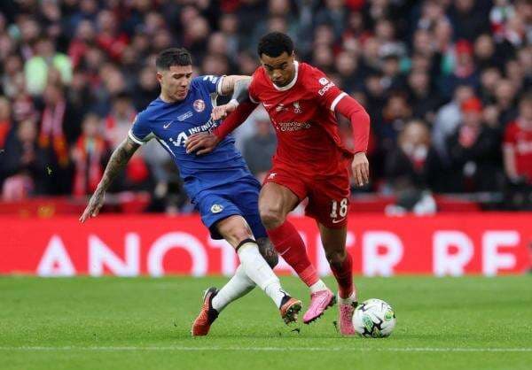 3 Pemain Paling Mahal yang Pernah Dibeli Liverpool dan Chelsea, Nomor 1 Sama-Sama Didatangkan dari Benfica 3 Pemain Paling Mahal yang Pernah Dibeli Liverpool dan Chelsea, Nomor 1 Sama-Sama Didatangkan dari Benfica