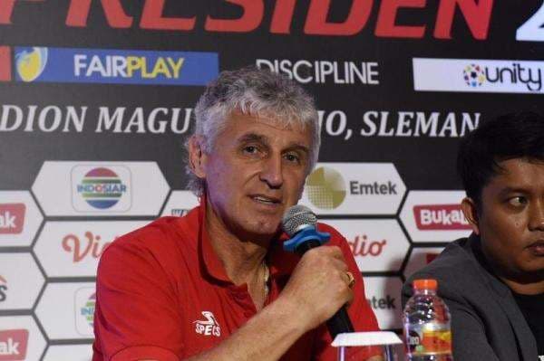 8 Pelatih Timnas Indonesia yang Pernah Tangani Persija Jakarta, Nomor 1 Mantan Pemain di Kedua Tim! 8 Pelatih Timnas Indonesia yang Pernah Tangani Persija Jakarta, Nomor 1 Mantan Pemain di Kedua Tim!