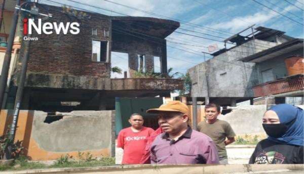 Tembok Perumahan Bukit Manggarupi Gowa Jadi Soal, Warga Kerap Kali Didatangi OTK Tembok Perumahan Bukit Manggarupi Gowa Jadi Soal, Warga Kerap Kali Didatangi OTK