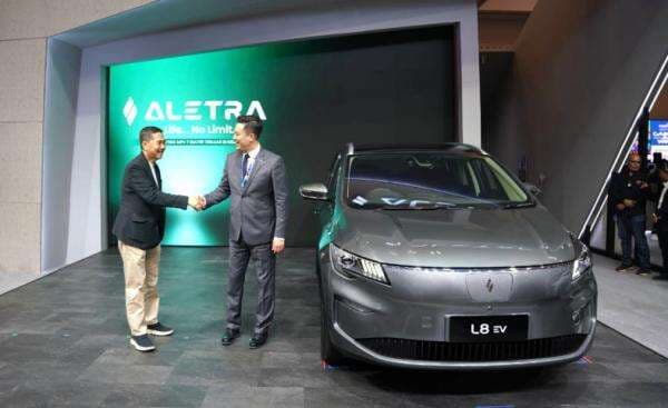 ALETRA Resmi Luncurkan L8 EV, MPV 7-Seater Terluas dan Dirancang Khusus untuk Konsumen Indonesia ALETRA Resmi Luncurkan L8 EV, MPV 7-Seater Terluas dan Dirancang Khusus untuk Konsumen Indonesia