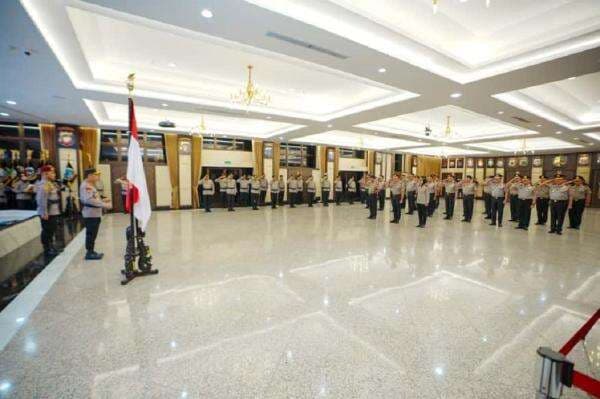 Breaking News: 27 Pati Polri Naik Pangkat, Dankorbrimob dan Kabaintelkam Jadi Komjen Breaking News: 27 Pati Polri Naik Pangkat, Dankorbrimob dan Kabaintelkam Jadi Komjen